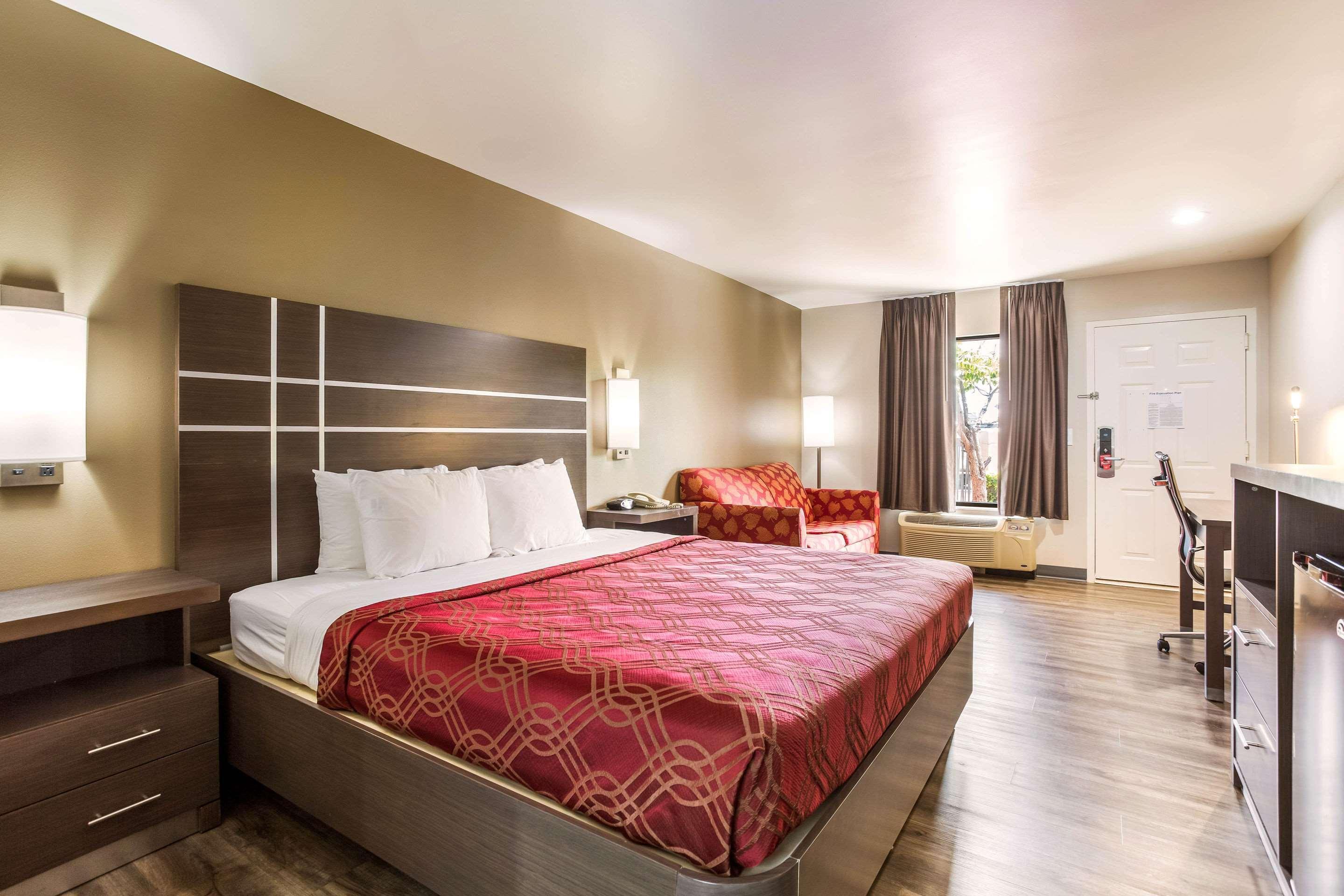 Econo Lodge Inn & Suites Murfreesboro Ngoại thất bức ảnh